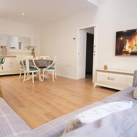Ferienwohnung Lujoso Hogar Cerca Del Casco Antiguo De La Ciudad Valencia Exterior foto