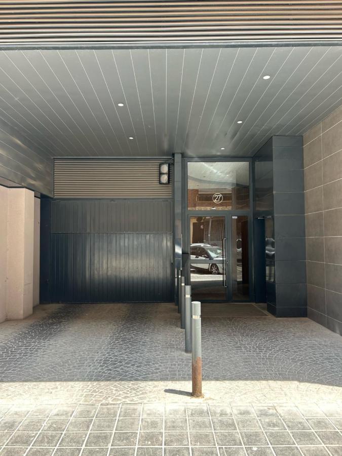 Ferienwohnung Lujoso Hogar Cerca Del Casco Antiguo De La Ciudad Valencia Exterior foto